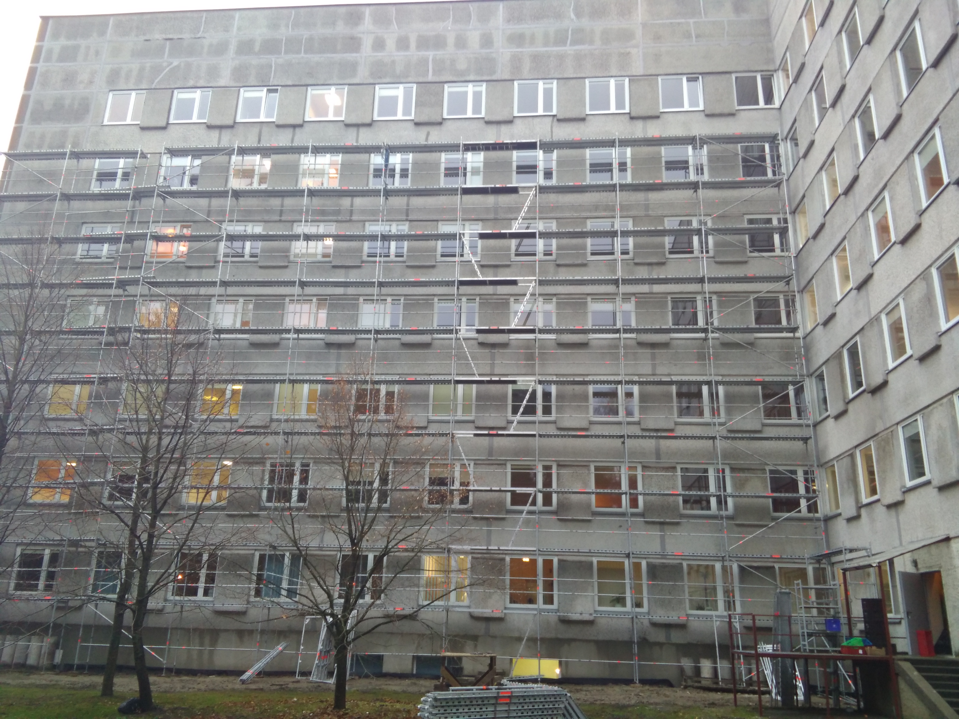 Daudzstāvu ēka, Lietuva